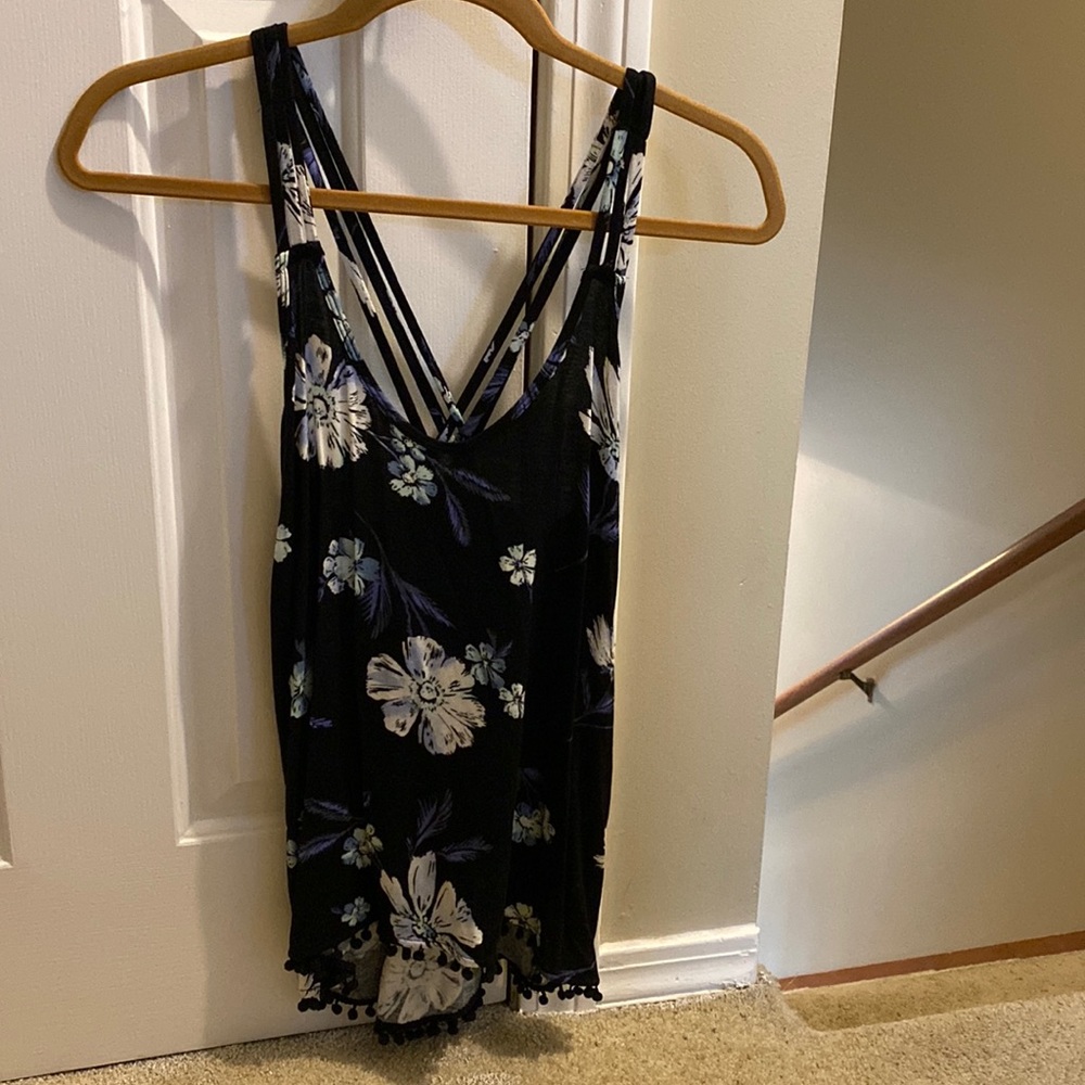 Floral flowy tank top